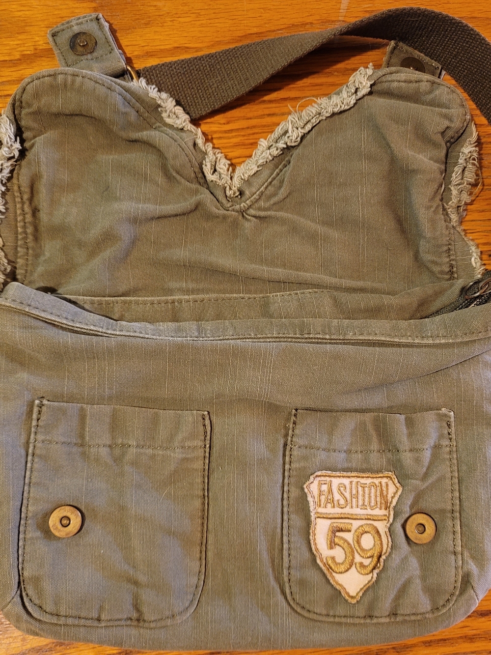 Vintage Y2K Olive Green Canvas Shoulder Bag with Patch Accents - Picture 5 of 8